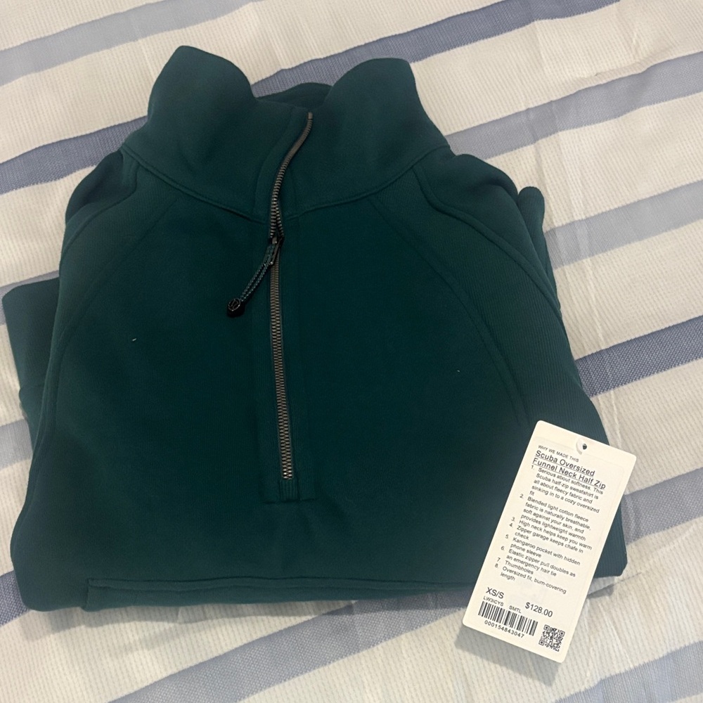 BRAND NEW lululemon athletica Half-Zip Sweatshirt